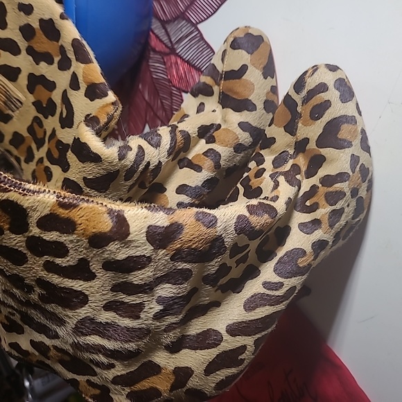 Christian Louboutin boots - Picture 2 of 9